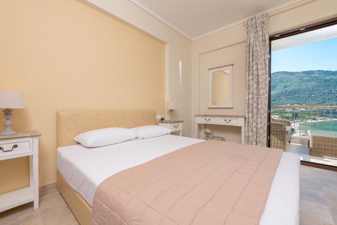 Seascape Villas Kinira Екстериор снимка